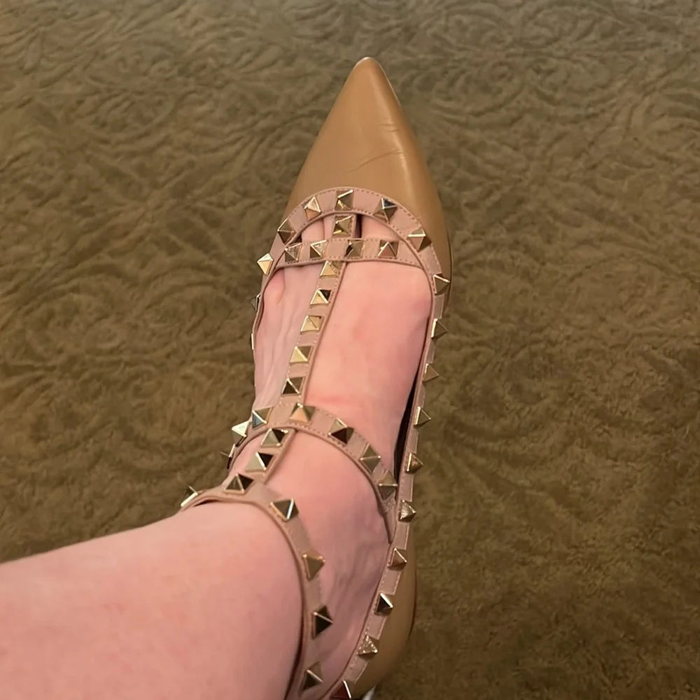 Valentino NWOT camel colored flats - Picture 3 of 13